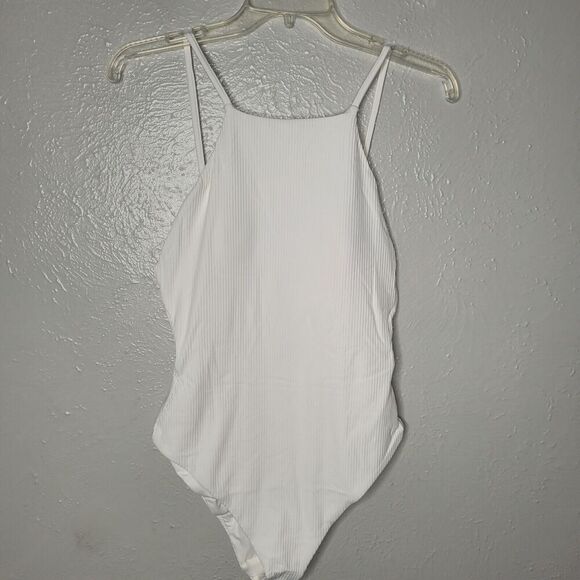 Andie Swim The Asbury Ribbed One Piece Swimsuit in Coconut Cream Size Med NWT - Picture 3 of 9